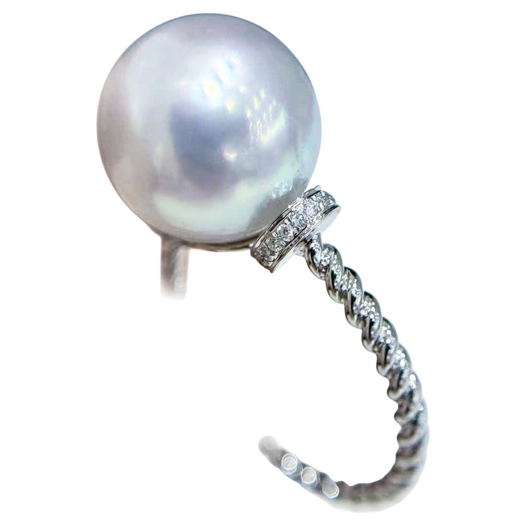 【Sculpted Geometry】Twist-Band Aurora South Sea Pearl Diamond Cocktail Ring
