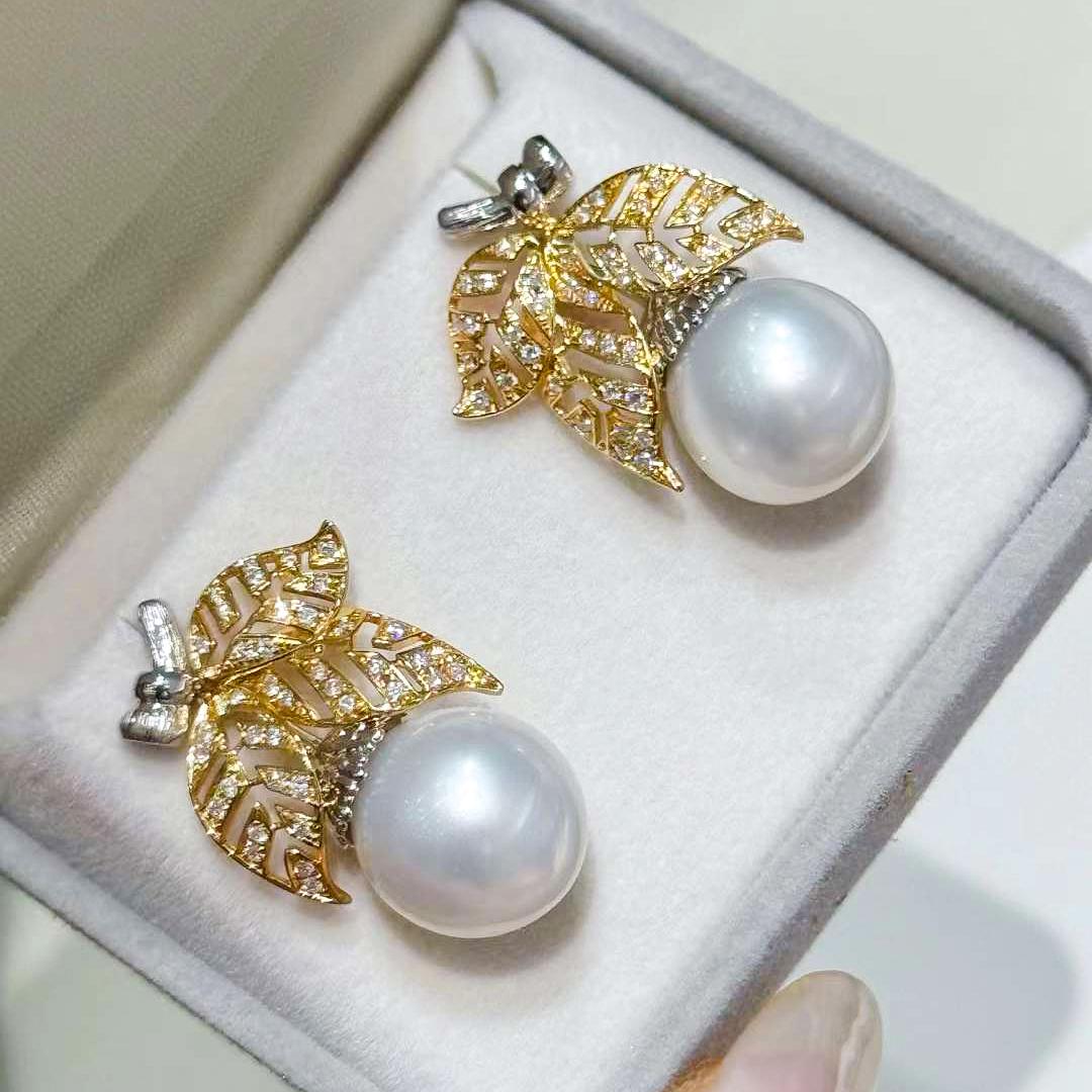 【Vine Symphony】Leaf Veil Aurora South Sea Pearl Diamond Earrings For Sale 2