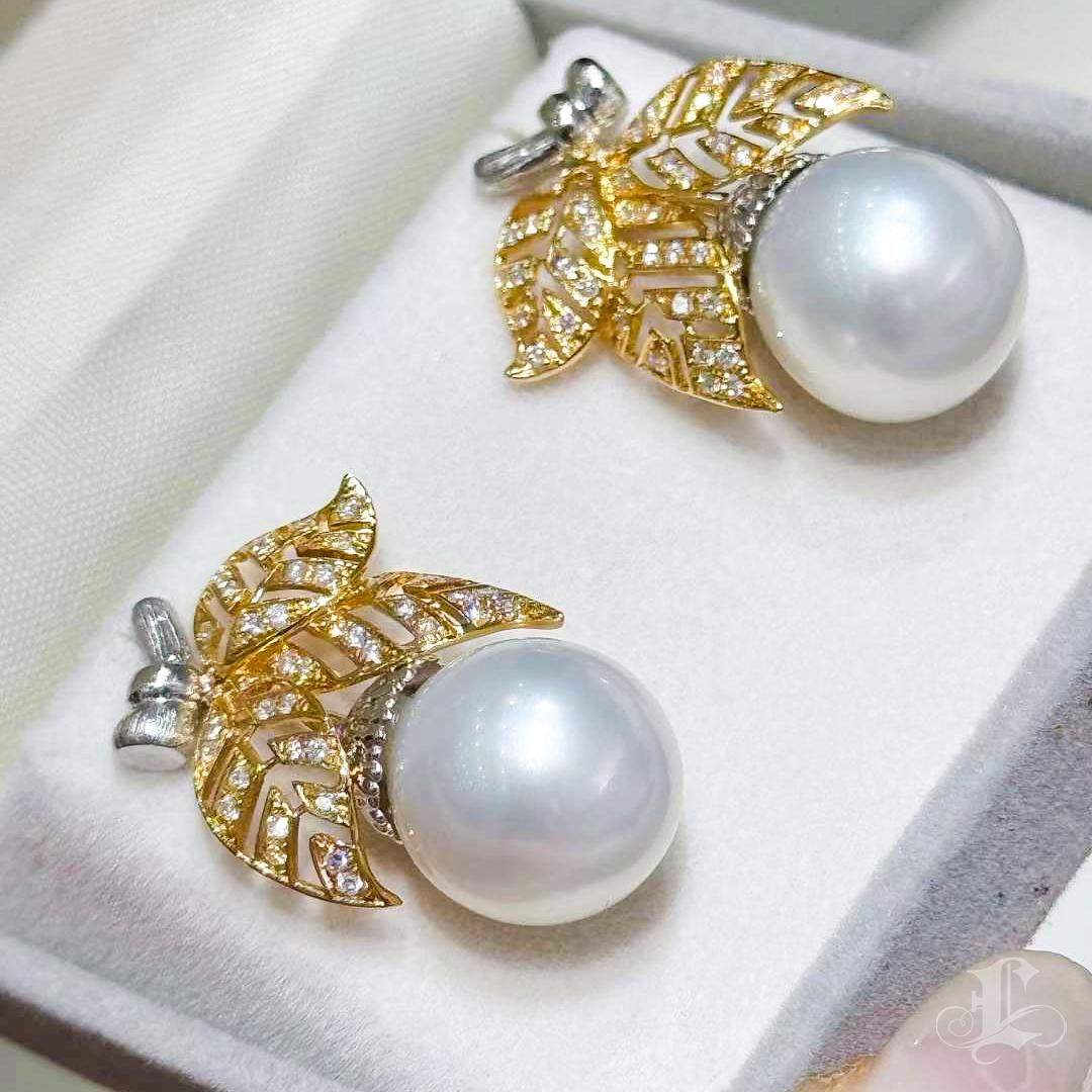 【Vine Symphony】Leaf Veil Aurora South Sea Pearl Diamond Earrings For Sale 3