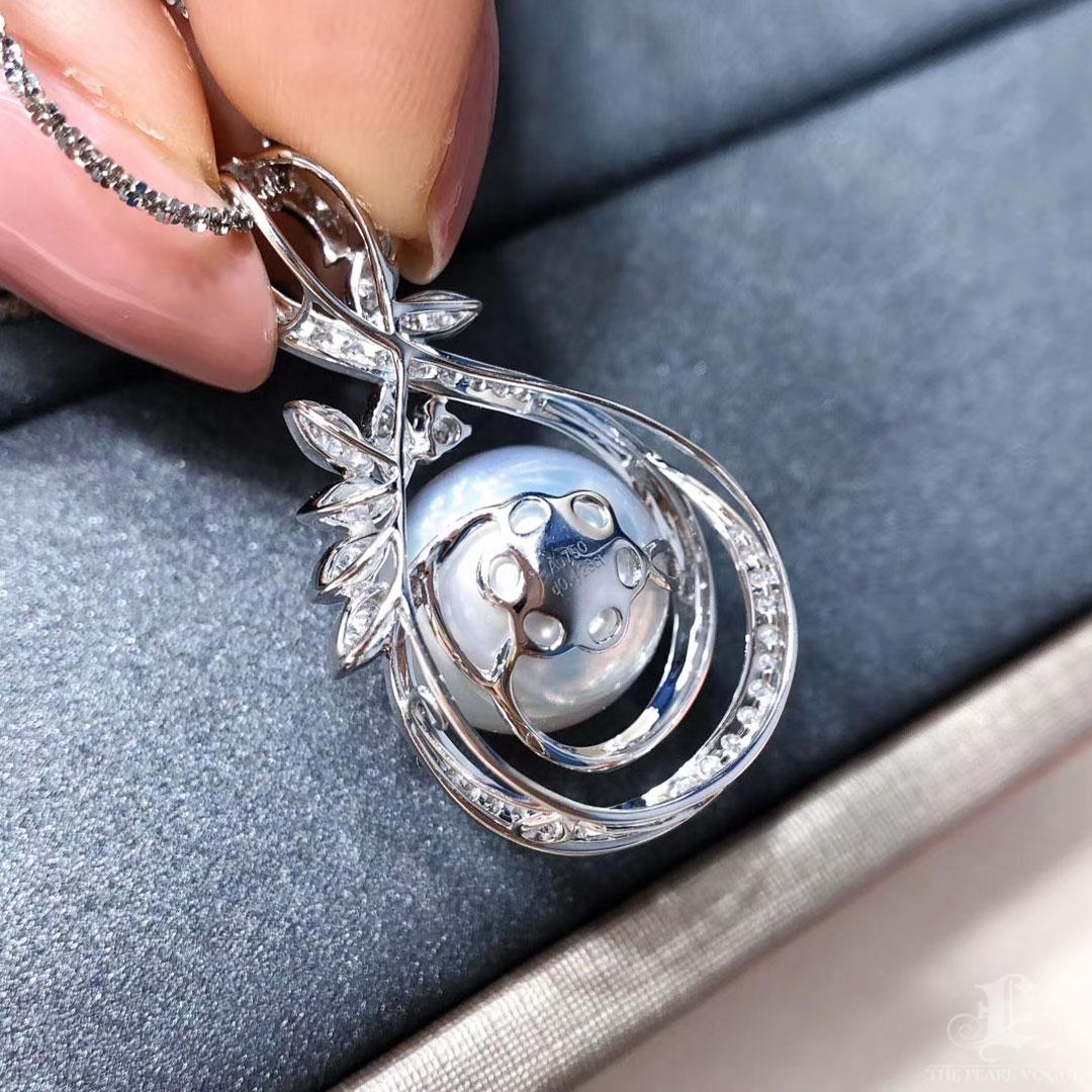 【Vine Symphony】Vine-Lace Aurora perle des mers du sud pendentif diamant en vente 1