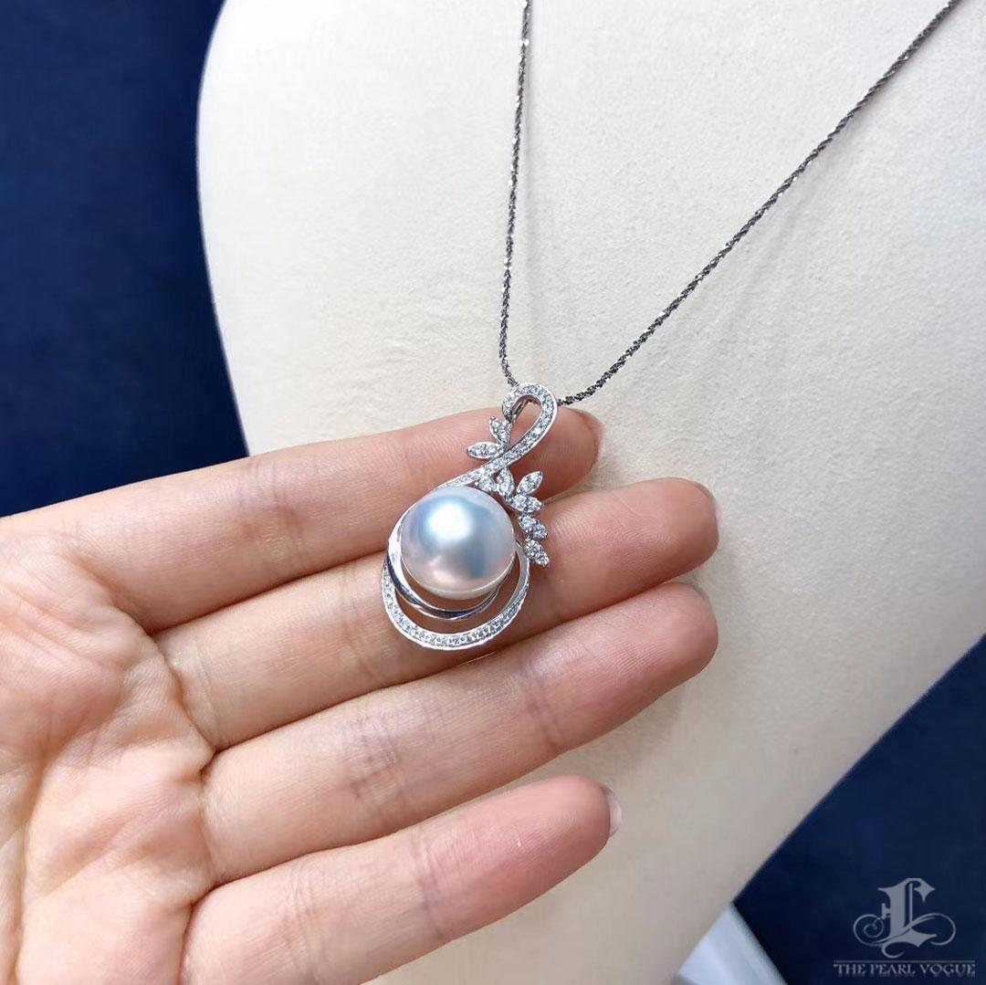 【Vine Symphony】Vine-Lace Aurora perle des mers du sud pendentif diamant en vente 2