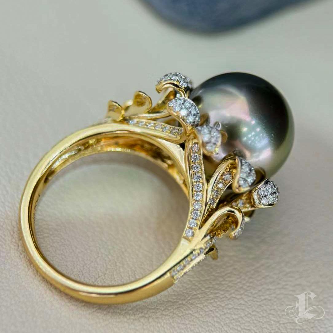 【Vine Symphony】Golden Bloom Aurora 13-14mmTahitian Pearl Cocktail Ring For Sale 5