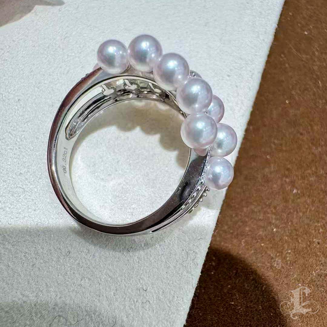 【Lustre Arc】Trio-Band Aurora Baby Akoya Pearl & Diamond Ring For Sale 4