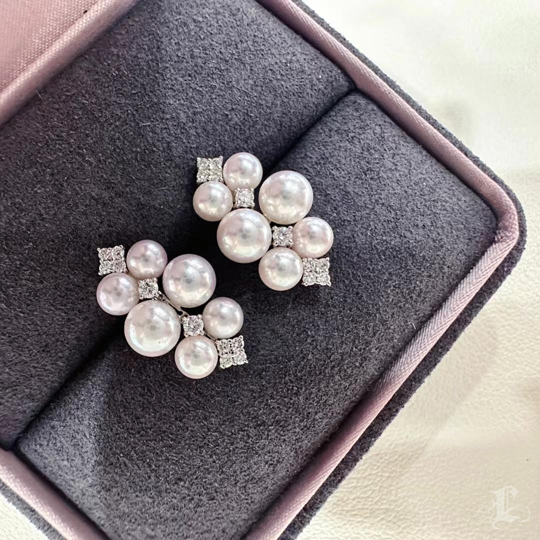 【Crown Radiance】Geometric Cluster Aurora Akoya Pearl & Diamond Earrings For Sale 2
