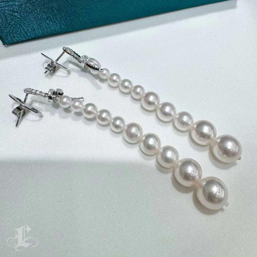 【Lustre Arc】Ribbon Cascade Aurora Akoya Pearl Diamond Gala Earrings For Sale 3