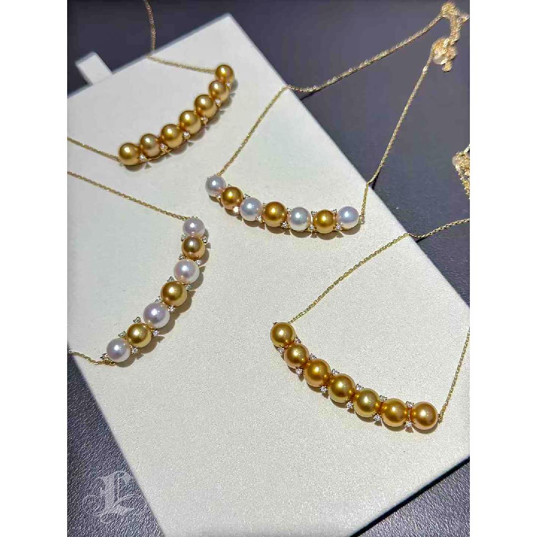 【Lustre Arc】Golden Arc Pearl Line Necklace in 18k Gold with Diamond Accents For Sale 6