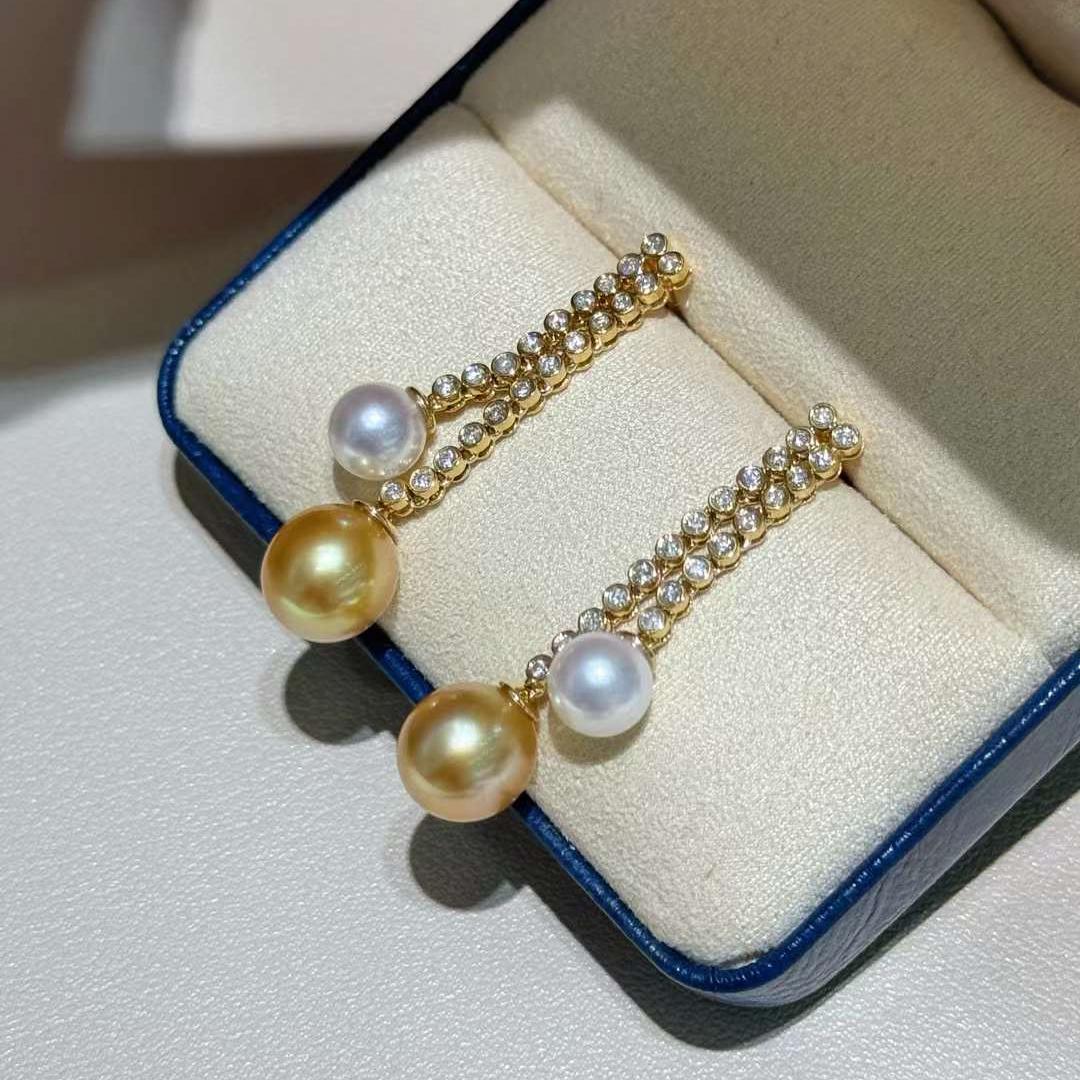 【Lustre Arc】Tiered Aurora Golden South Sea & Akoya Pearl Gala Earrings For Sale 2