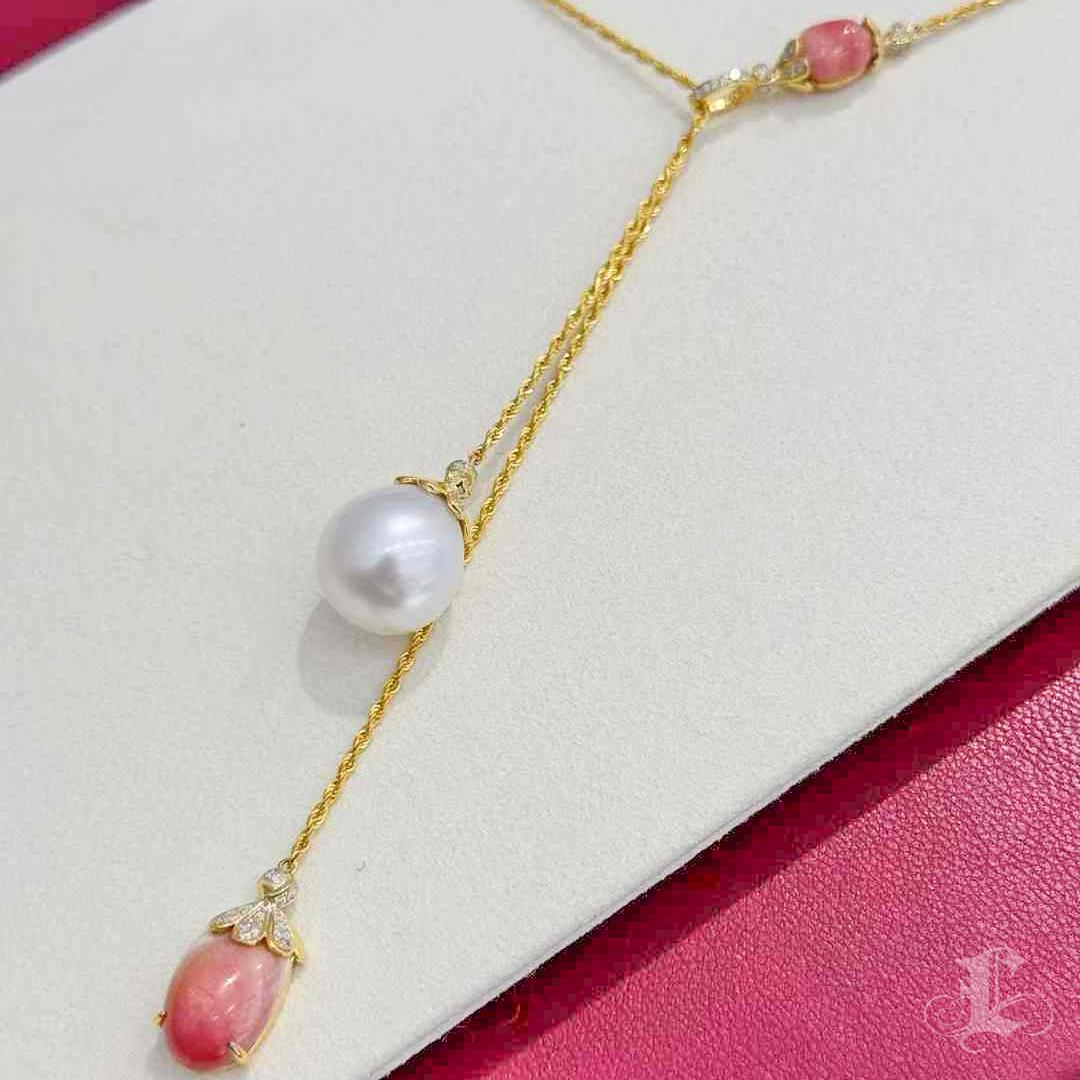 Donna 【Conchéa】Collana a Y di perle Conchiglia Armonia Sole e Luna - 5,2ct in vendita