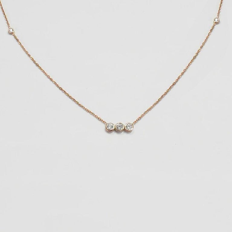 Round Cut 18k Gold Diamond Bezel Necklace Diamond Bar Necklace For Sale