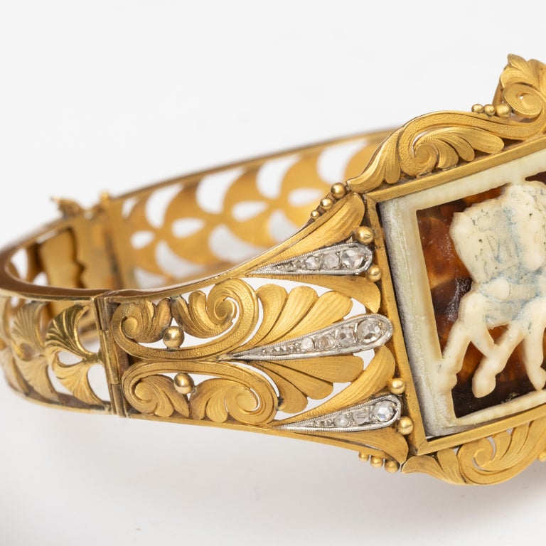 18K Gold Diamond Carved Neoclassical Cameo Bracelet Ring and Earrings Set In Good Condition For Sale In Hudson, NY