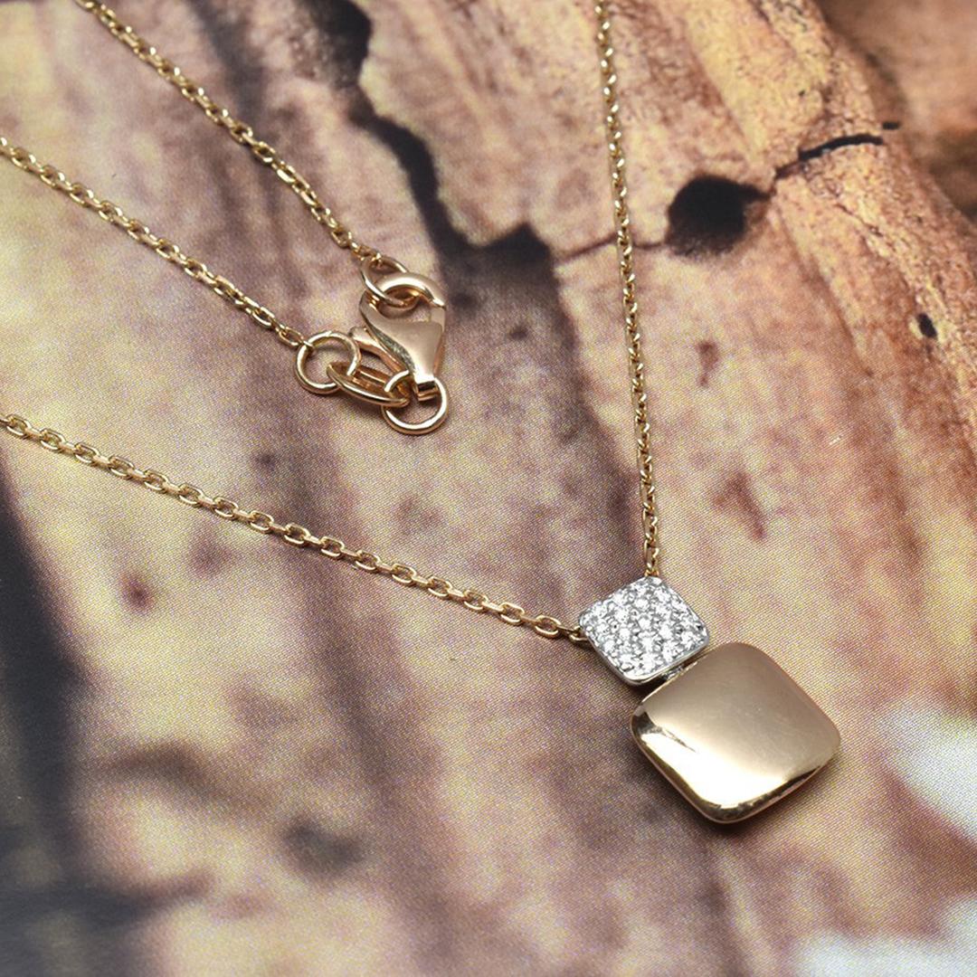 18 Karat Gold Diamant-Charm-Anhänger-Halskette Lucky Pillow Charm Halskette im Angebot 1