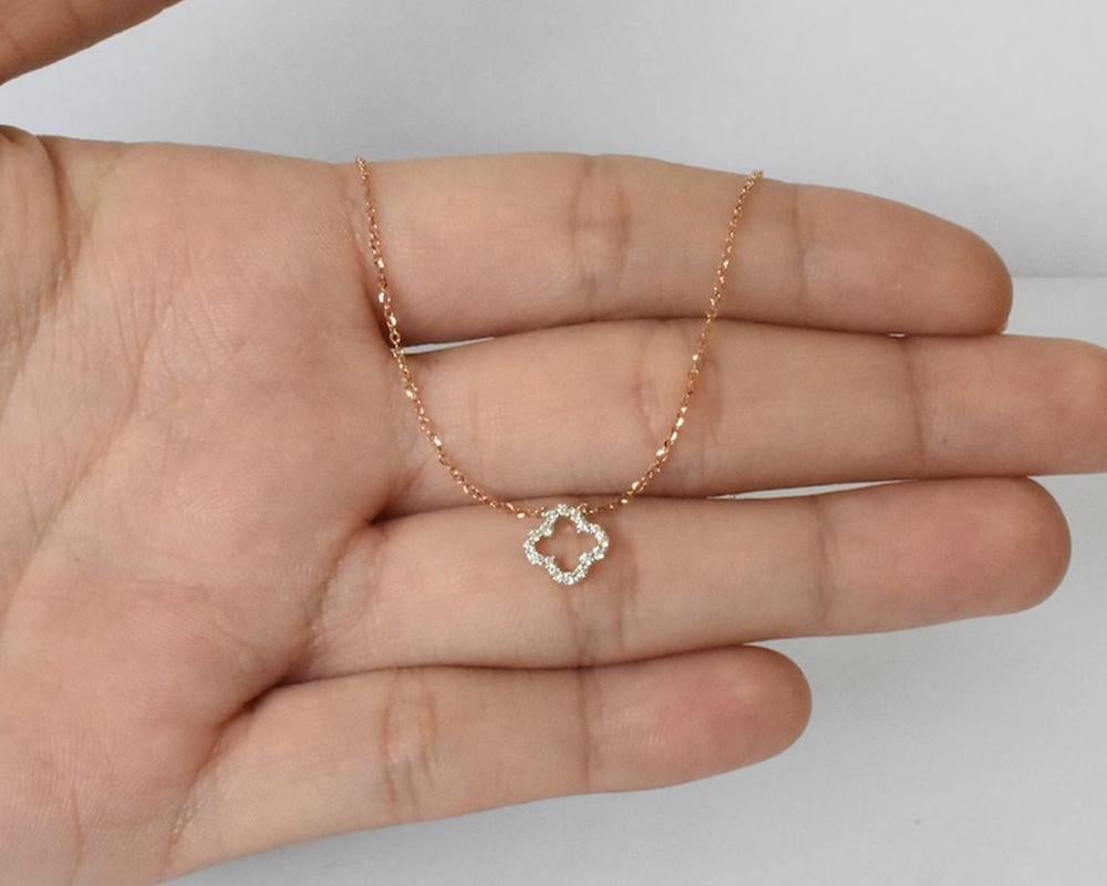 Modern 18k Gold Diamond Clover Necklace Minimalist Lucky Clover Necklace For Sale