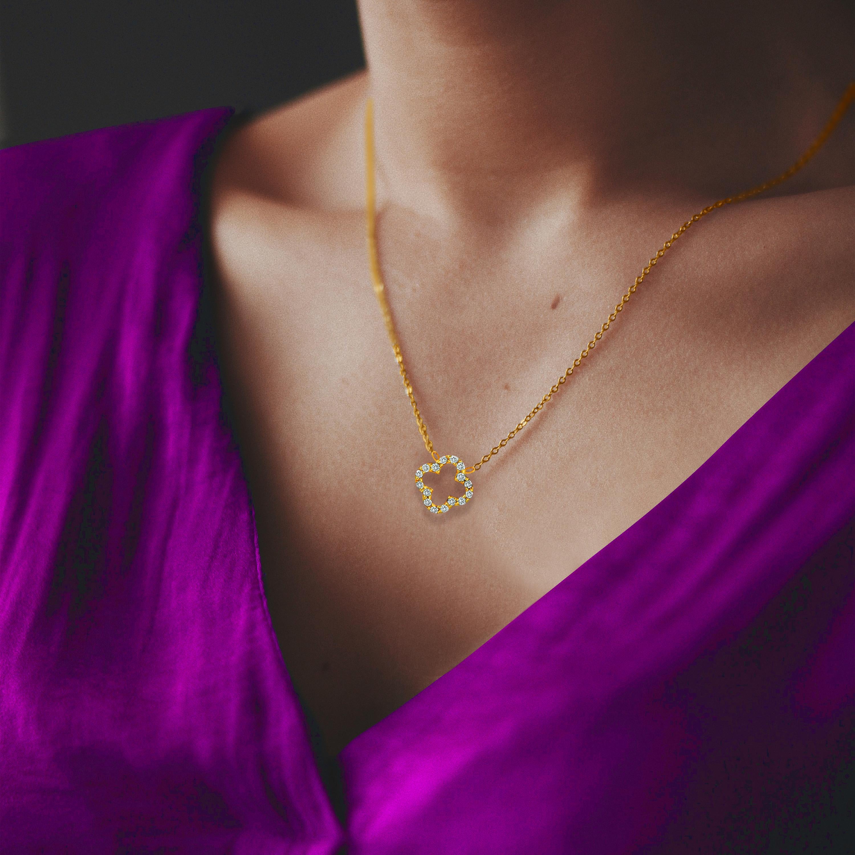 18k Gold Diamant Kleeblatt-Halskette Minimalistische Lucky Clover-Halskette im Angebot 1