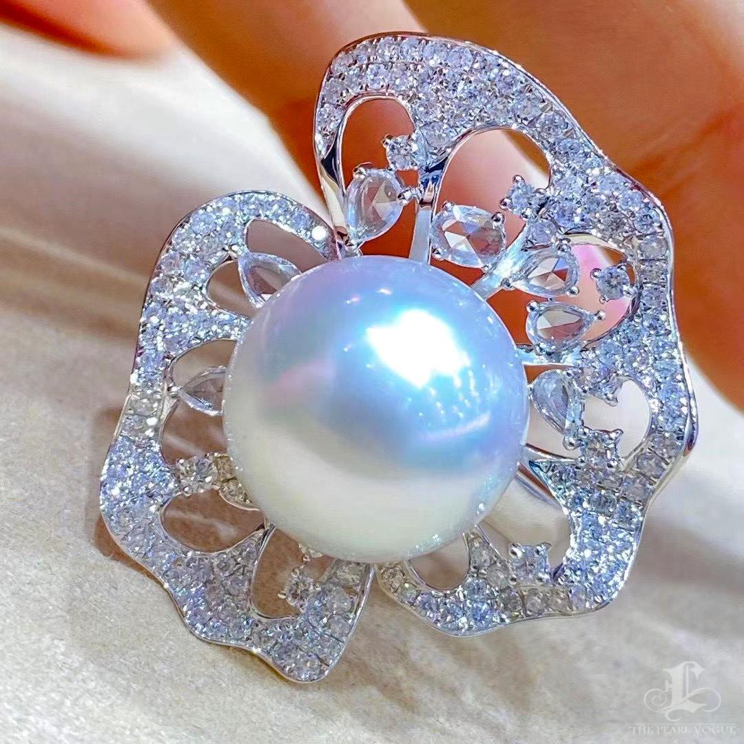 Donna 【Vine Symphony】Convertible Blooming Aurora South Sea Pearl Diamond Ring Pendant in vendita