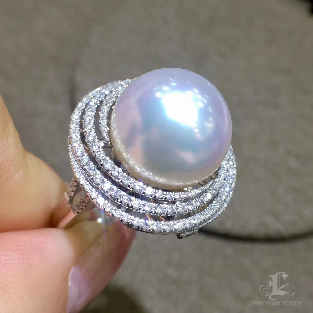Ciondolo con perle dei mari del sud e diamanti a forma di galassia a raggiera in vendita 4