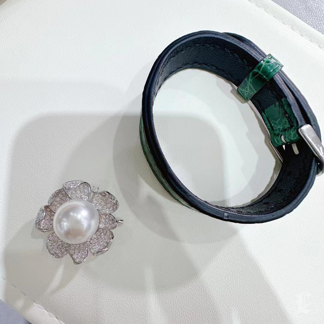 【Vine Symphony】Convertible Luxury Crocodile Aurora South Sea Pearl Gala Jewelry en vente 4