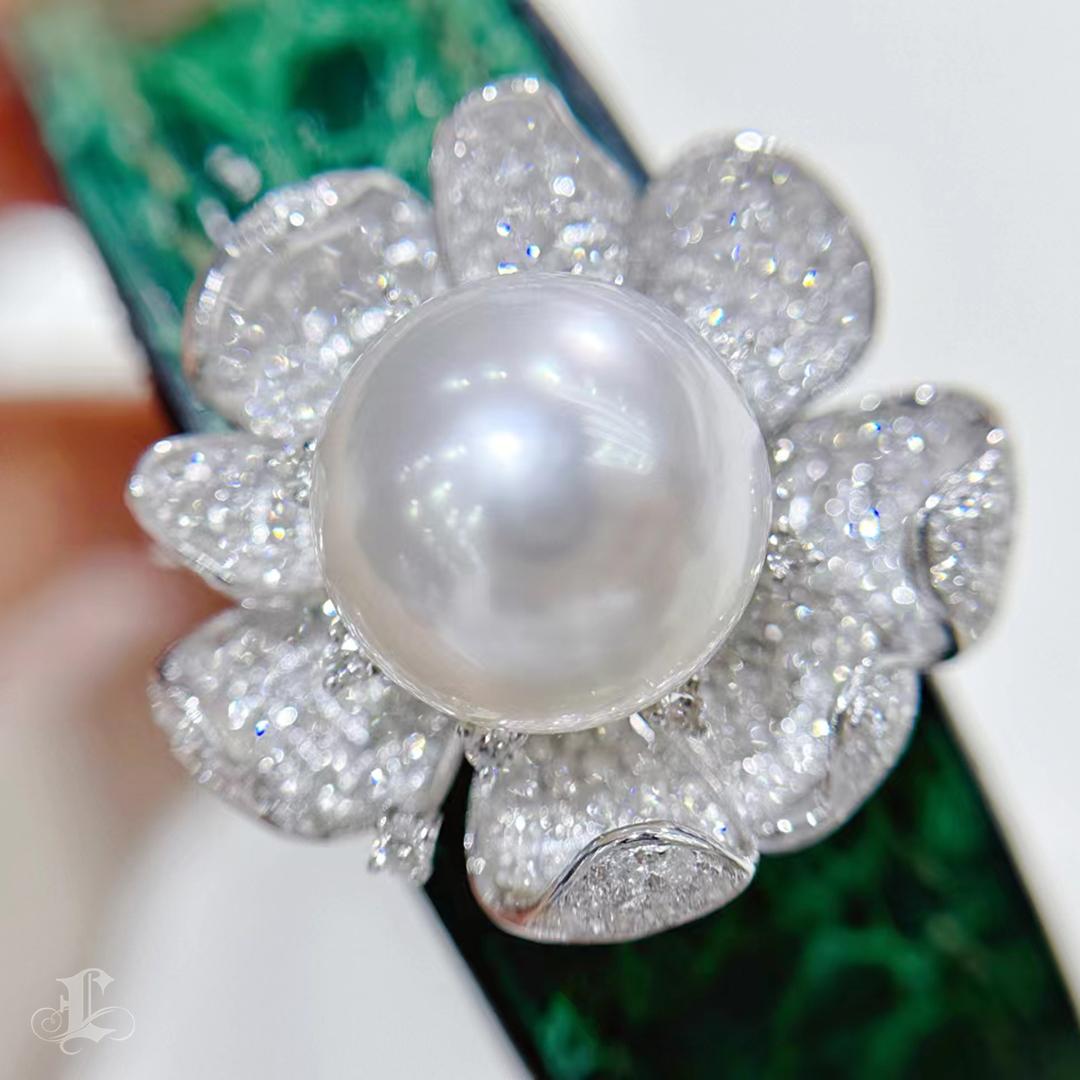 【Vine Symphony】Convertible Luxury Crocodile Aurora South Sea Pearl Gala Jewelry Pour femmes en vente
