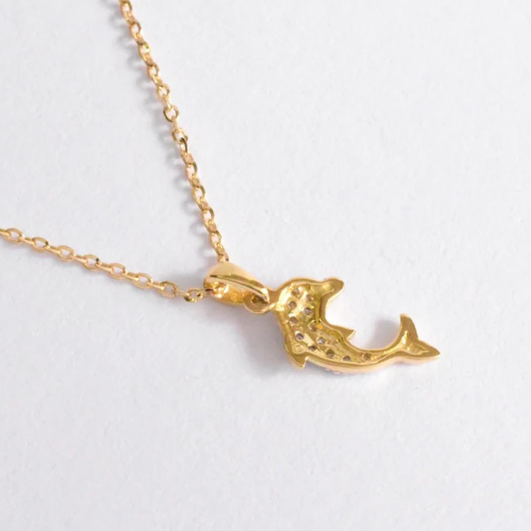 Modern 18k Gold Diamond Dolphin Necklace Sea Life Dainty Dolphin Charm For Sale