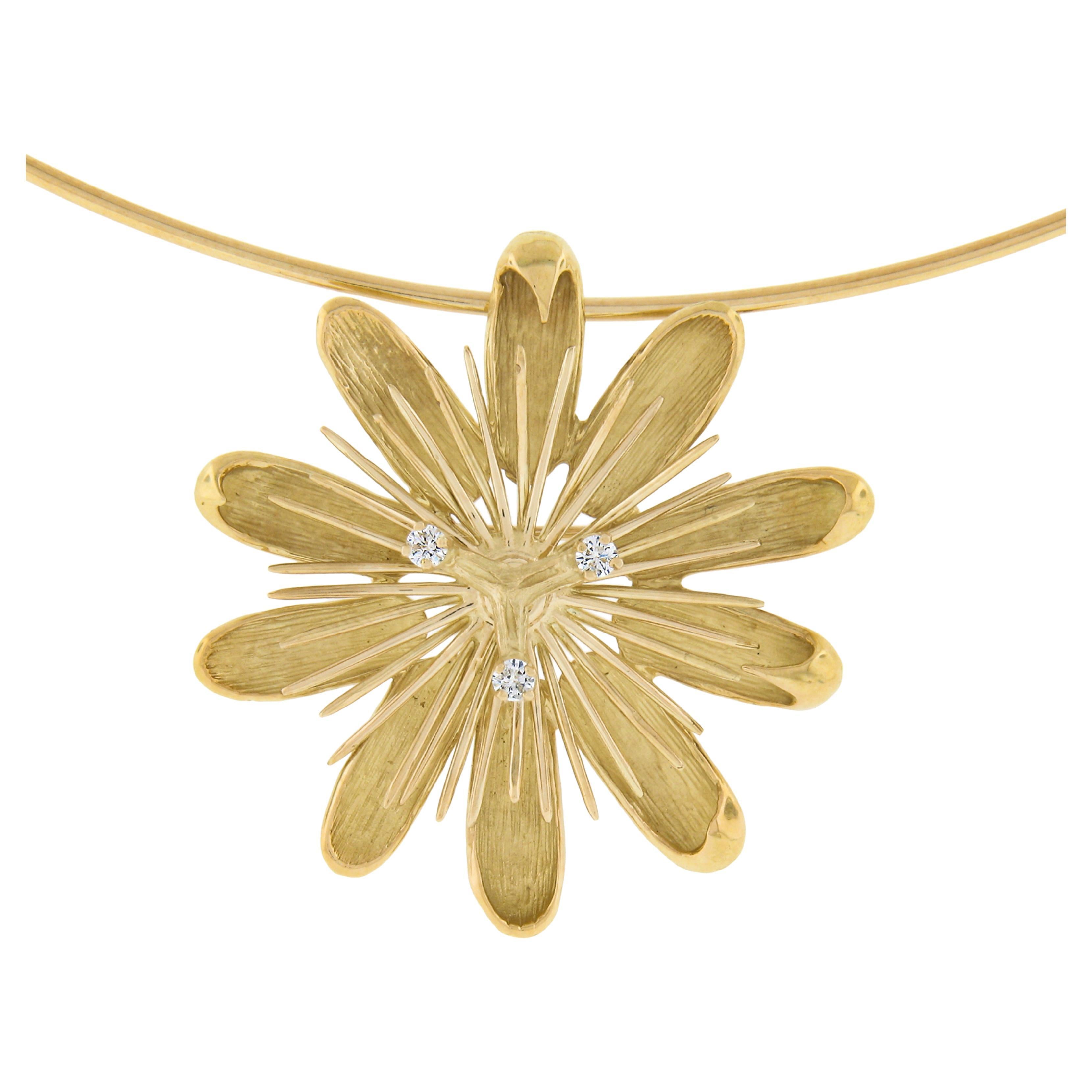 18 Karat Gold Diamant Dual Finish Blume Slide Brosche Anhänger Draht Collier Halskette im Angebot