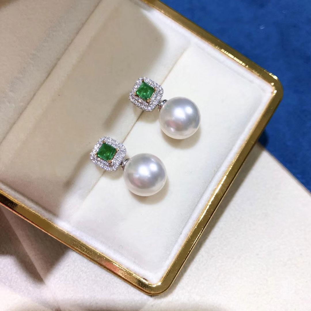 【Crown Radiance】Emerald Crown Aurora South Sea Pearl Diamonds Earrings For Sale 2