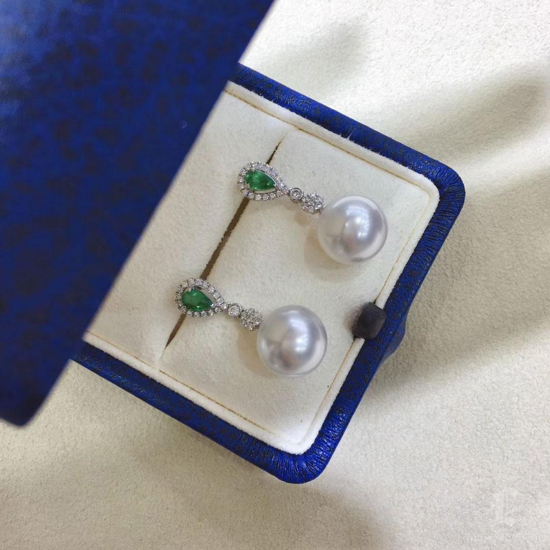 【Jādora】Emerald Drop Aurora South Sea Pearl Evening Earrings For Sale 4