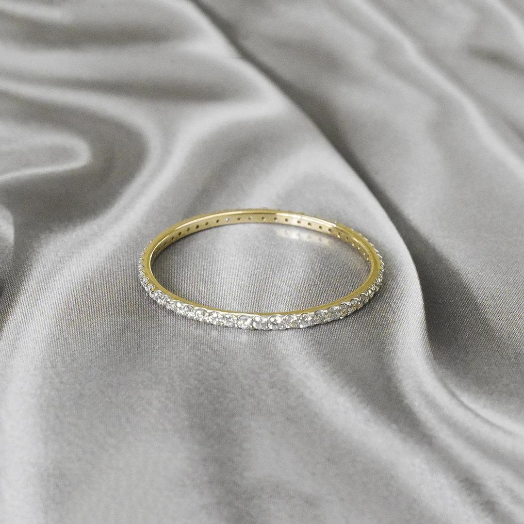 For Sale:  18k Gold Diamond Eternity Ring Full Eternity Ring Wedding Band Ring 3
