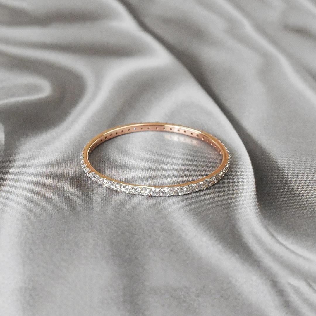 For Sale:  18k Gold Diamond Eternity Ring Full Eternity Ring Wedding Band Ring 5