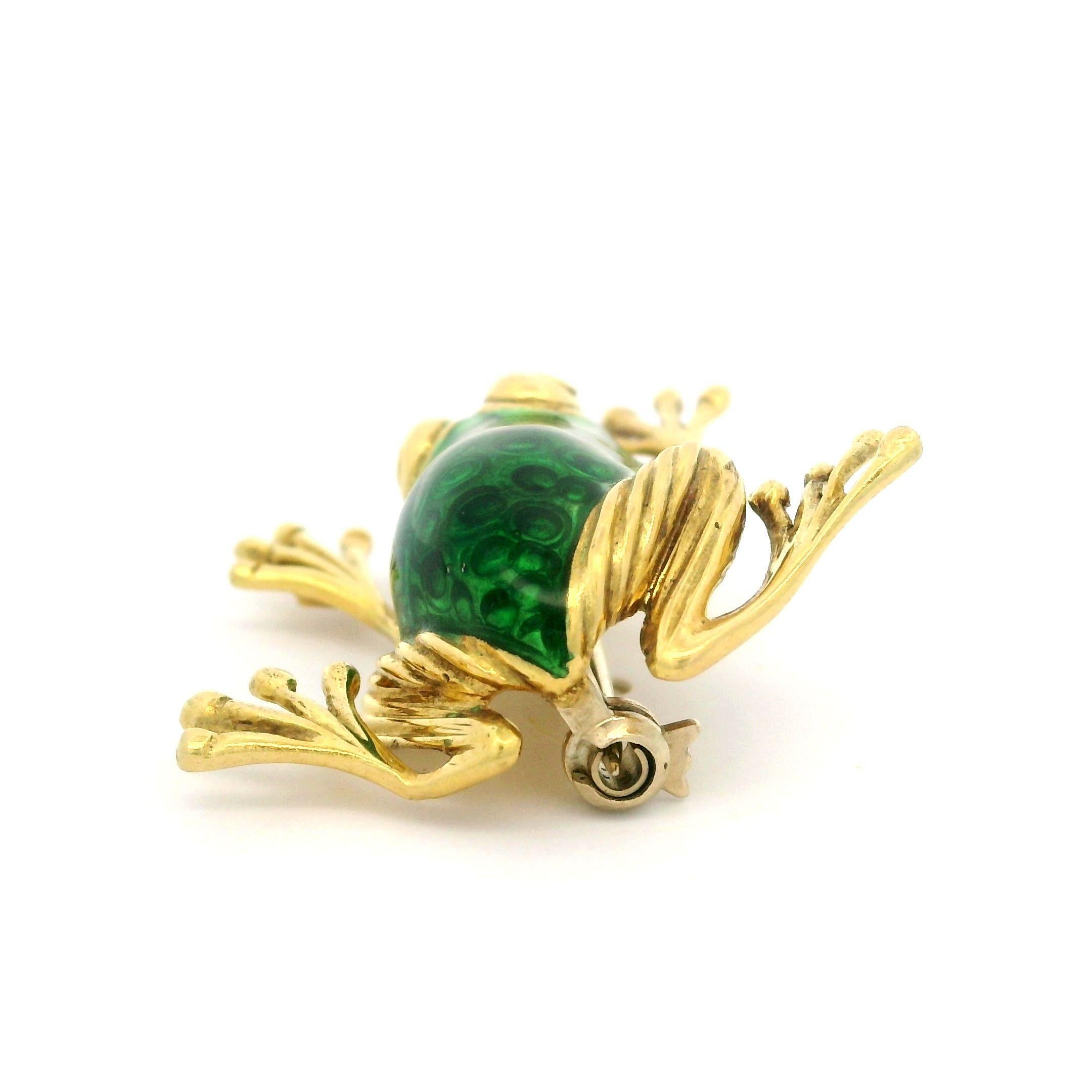 Brilliant Cut 18k Gold Diamond Eyes Guilloche Green Enamel & Circle Work Frog Pin Brooch For Sale