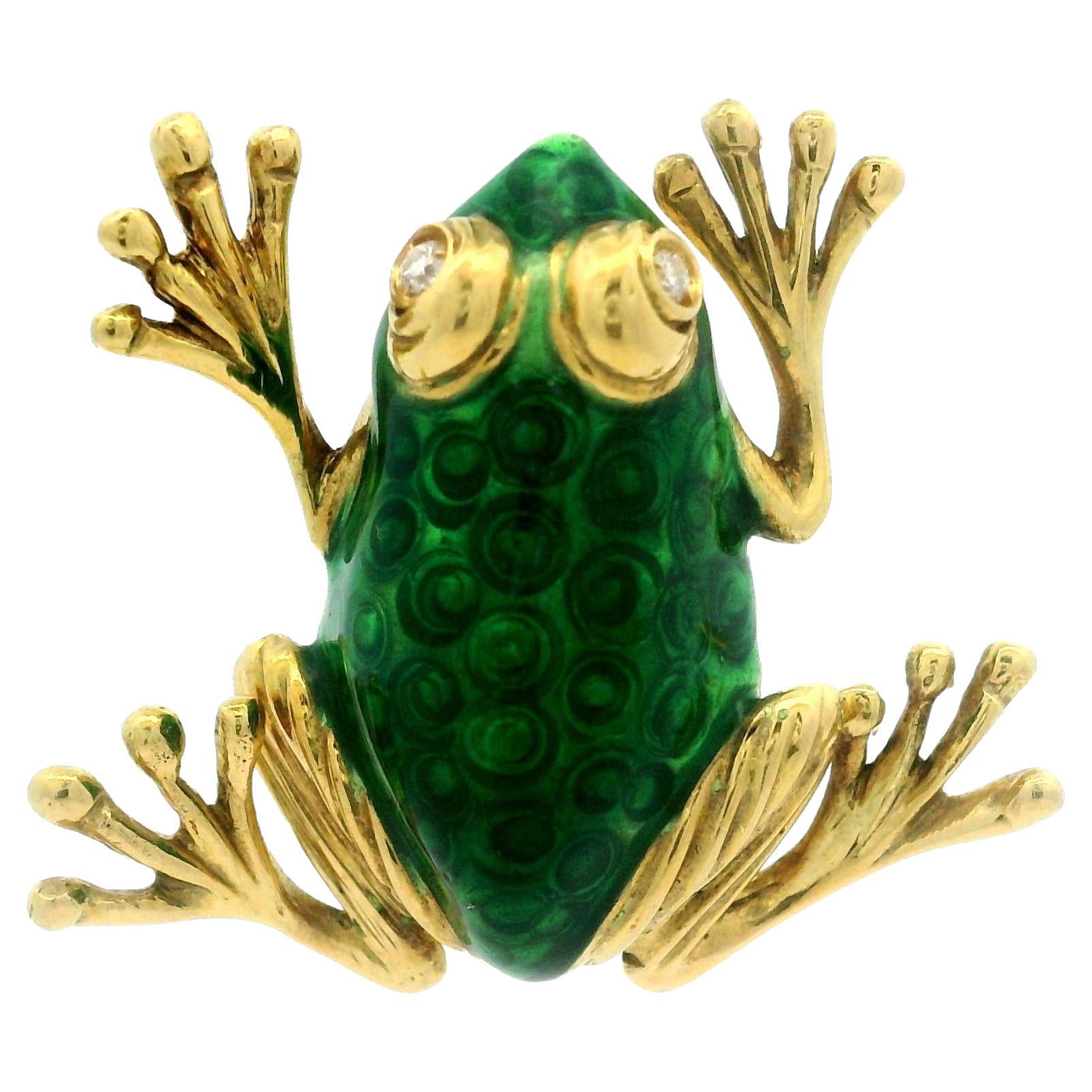 Broche de oro de 18 quilates con ojos de diamante, esmalte verde guilloché y círculos de rana