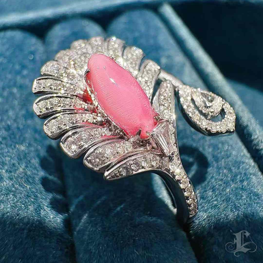 【Conchéa】Anillo de Perlas Concha Aurora Pluma de Flamenco - 1.0ct en venta 3