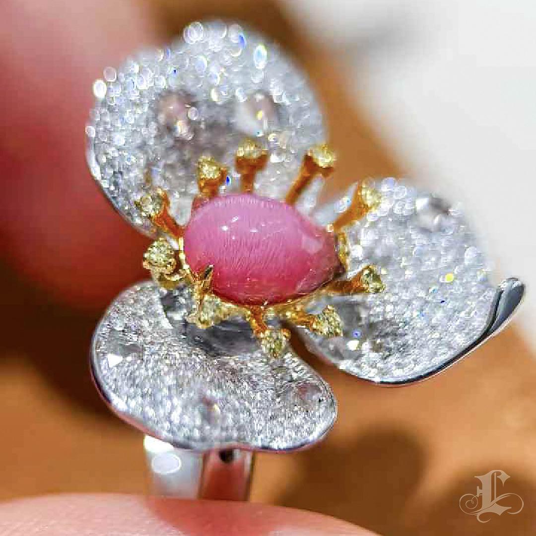 【Conchéa】Divine Orchid Convertible Conch Pearl Ring & Pendant — 1.3ct For Sale 5