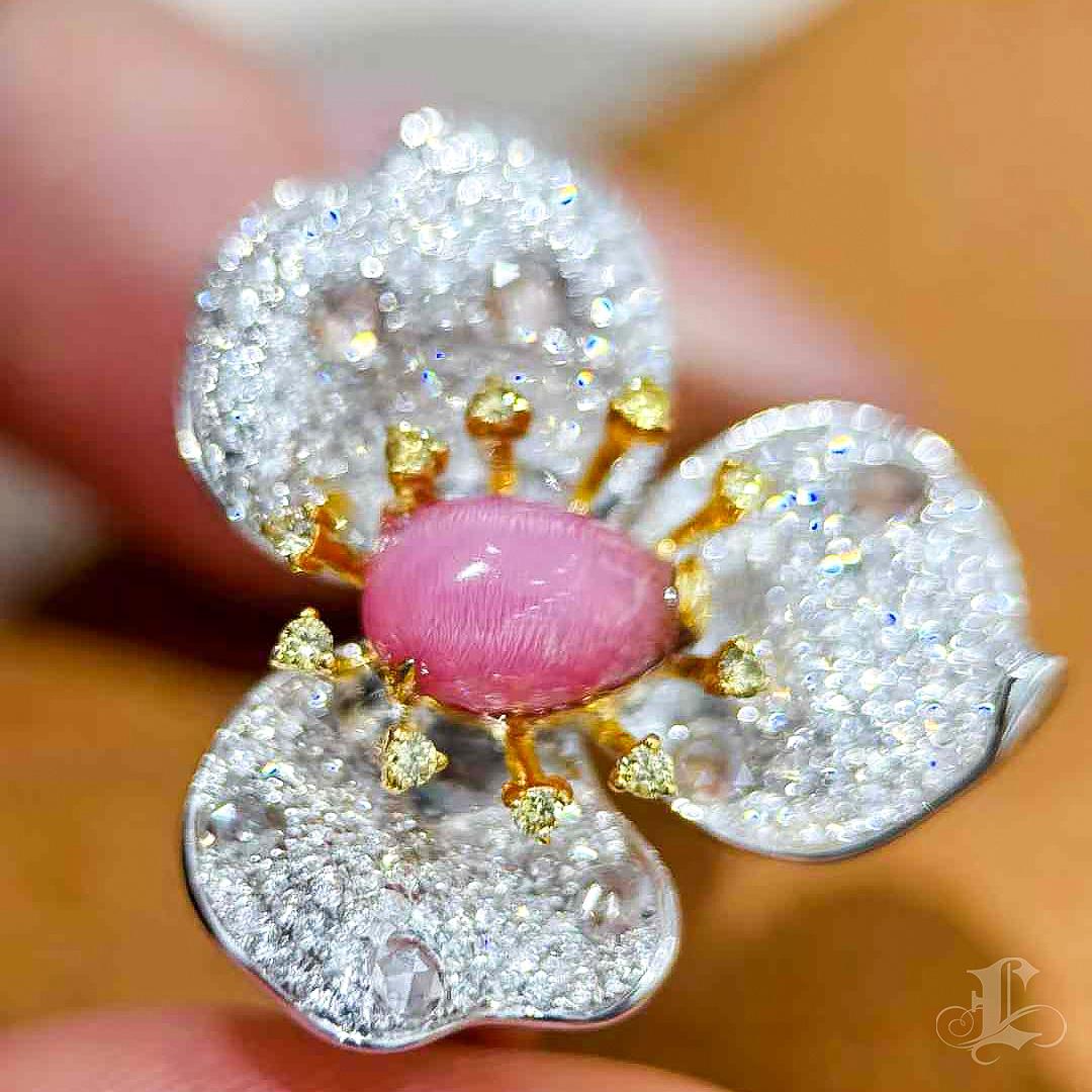 【Conchéa】Divine Orchid Convertible Conch Pearl Ring & Pendant — 1.3ct For Sale 6