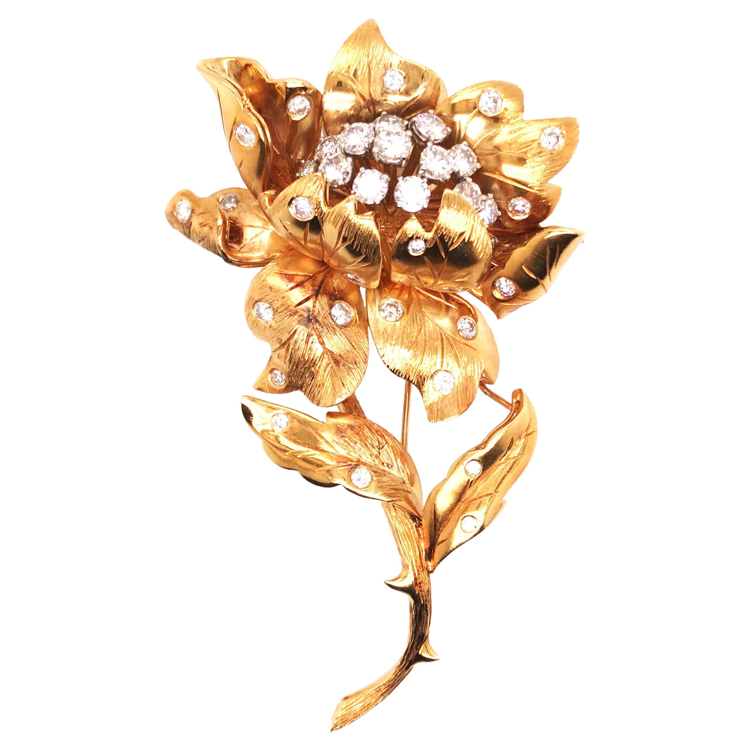 18K Gold Diamond Flower Brooch
