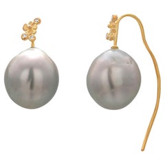 18K Gold Diamond & Gray Baroque Pearl Floral Shepherd Hoop Earrings