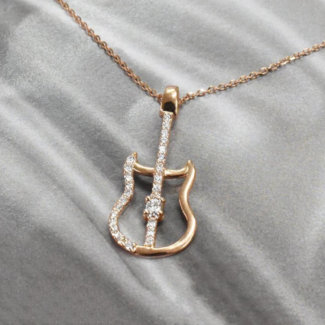 18k Gold Diamond Guitar Charm Necklace Guitarist Jewelry Music Lover Gift In New Condition For Sale In Bangkok, TH