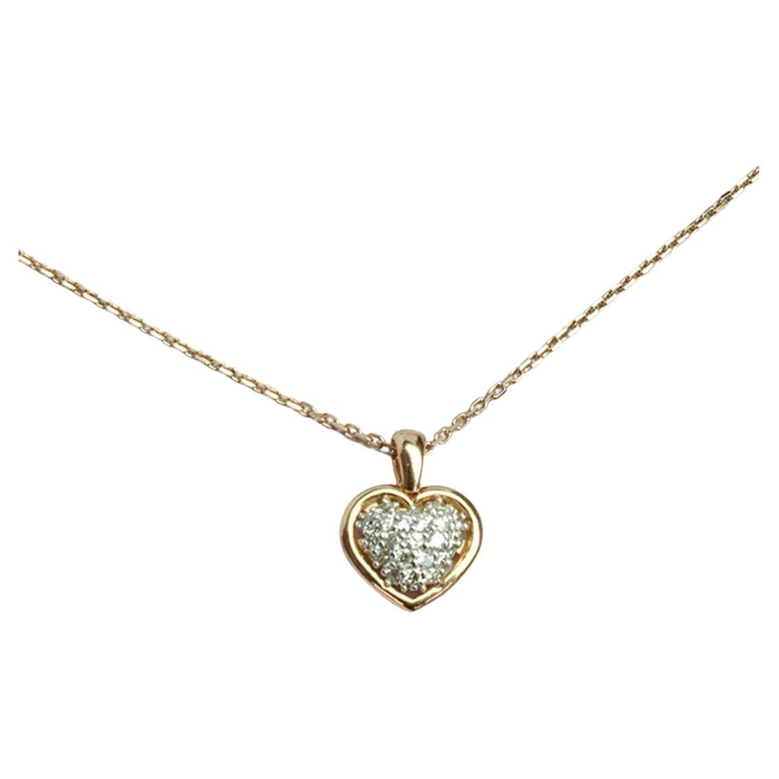 18k Gold Diamond Heart Necklace Valentine Jewelry For Sale