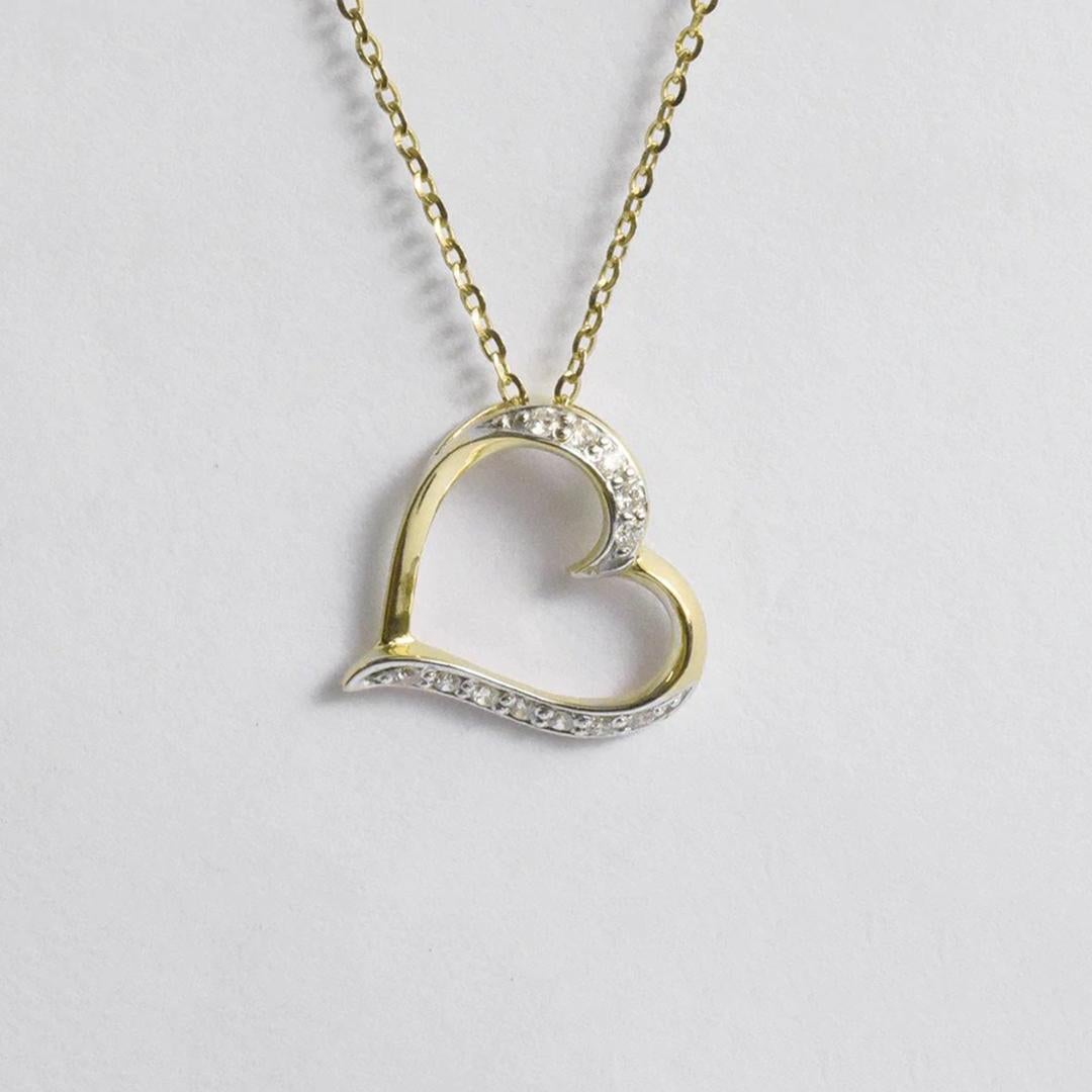 Modern 18k Gold Diamond Heart Pendant Necklace Valentine Jewelry For Sale