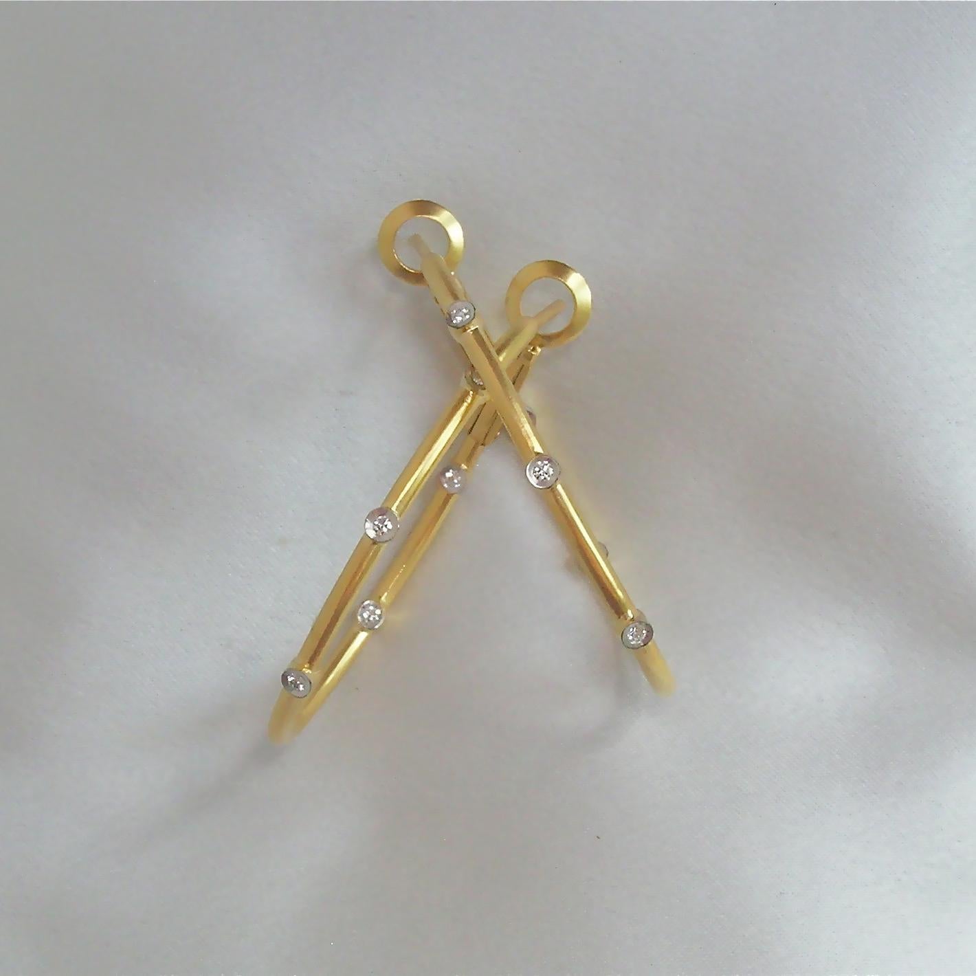 Modern 18k Gold & Diamond Hoop Earrings For Sale