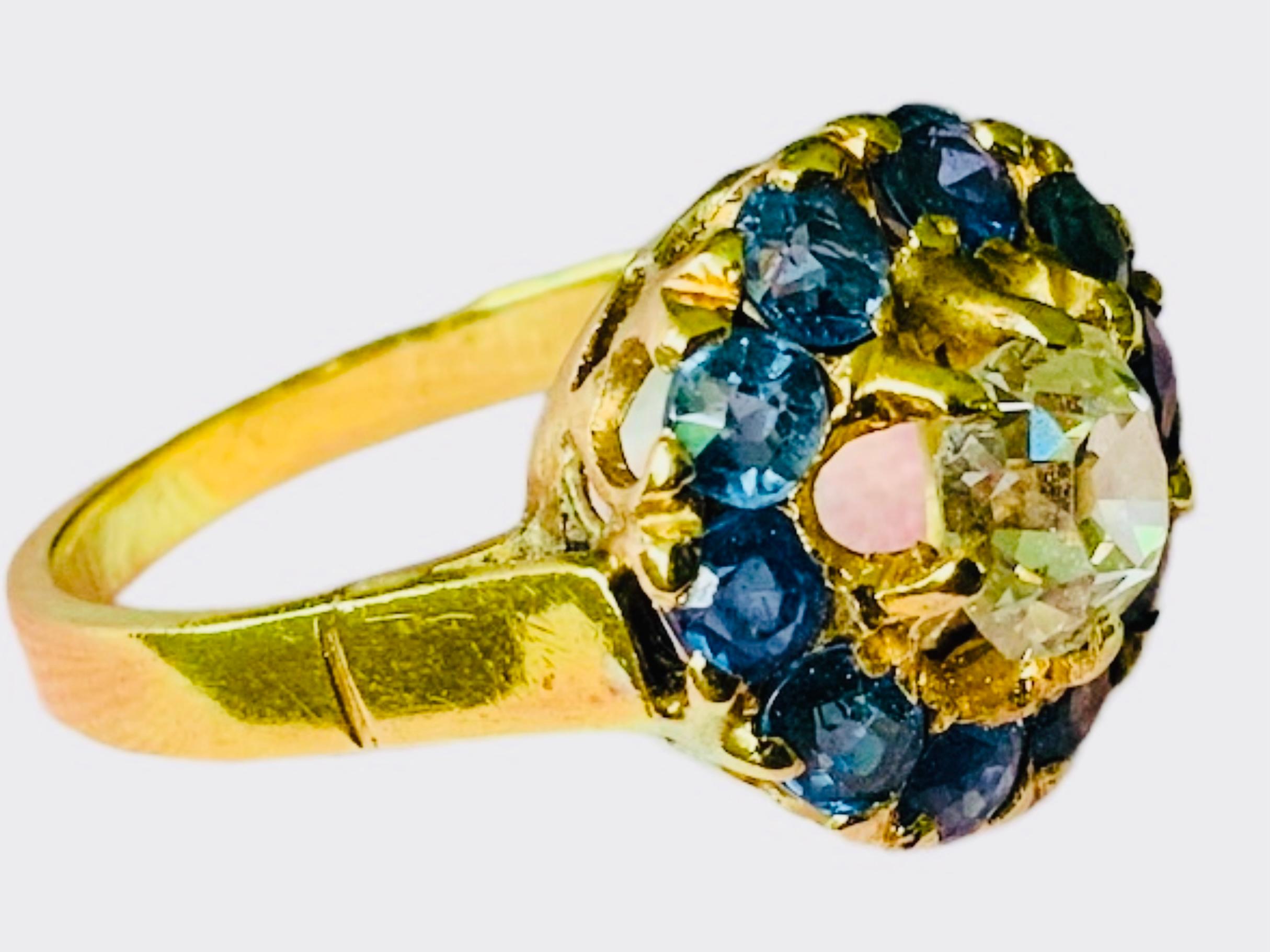Anello a grappolo con diamante e iolite in oro 18k in vendita 4