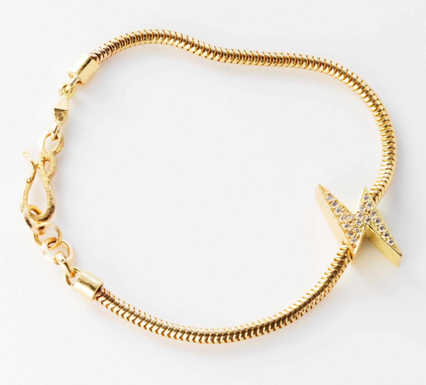 Contemporary 18 Karat Gold Diamond Lightening Bolt Snake Chain Bracelet For Sale
