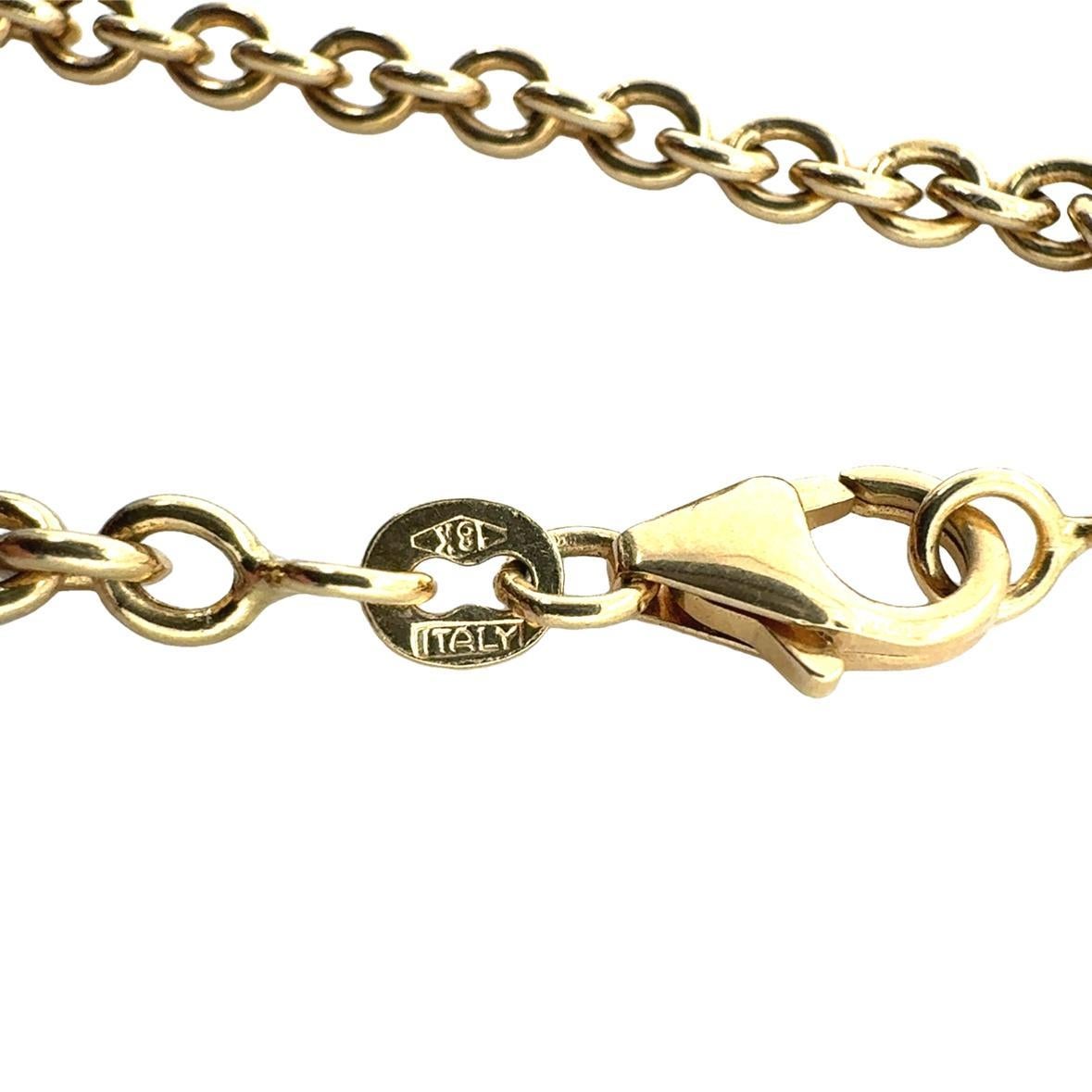 Ciondolo / Collana con medaglione di diamanti in oro 18K In condizioni buone in vendita a Beverly Hills, CA