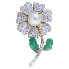 Broche Flor de Diamantes, Perlas y Esmeraldas de Oro de 18 K