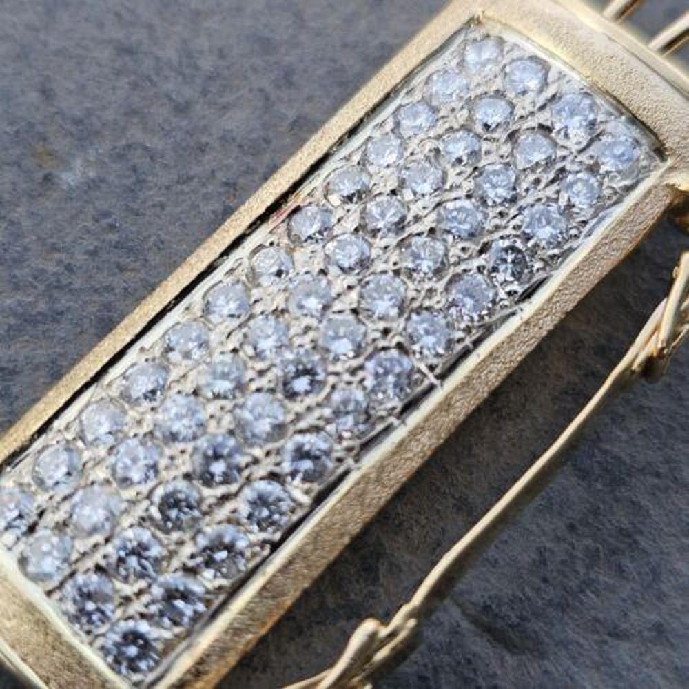 18 Karat Gold Diamant-Anhänger Golftasche Clubs Custom 5.2 Karat natürliche Erde Mined Pave im Zustand „Gut“ im Angebot in Northbrook, IL