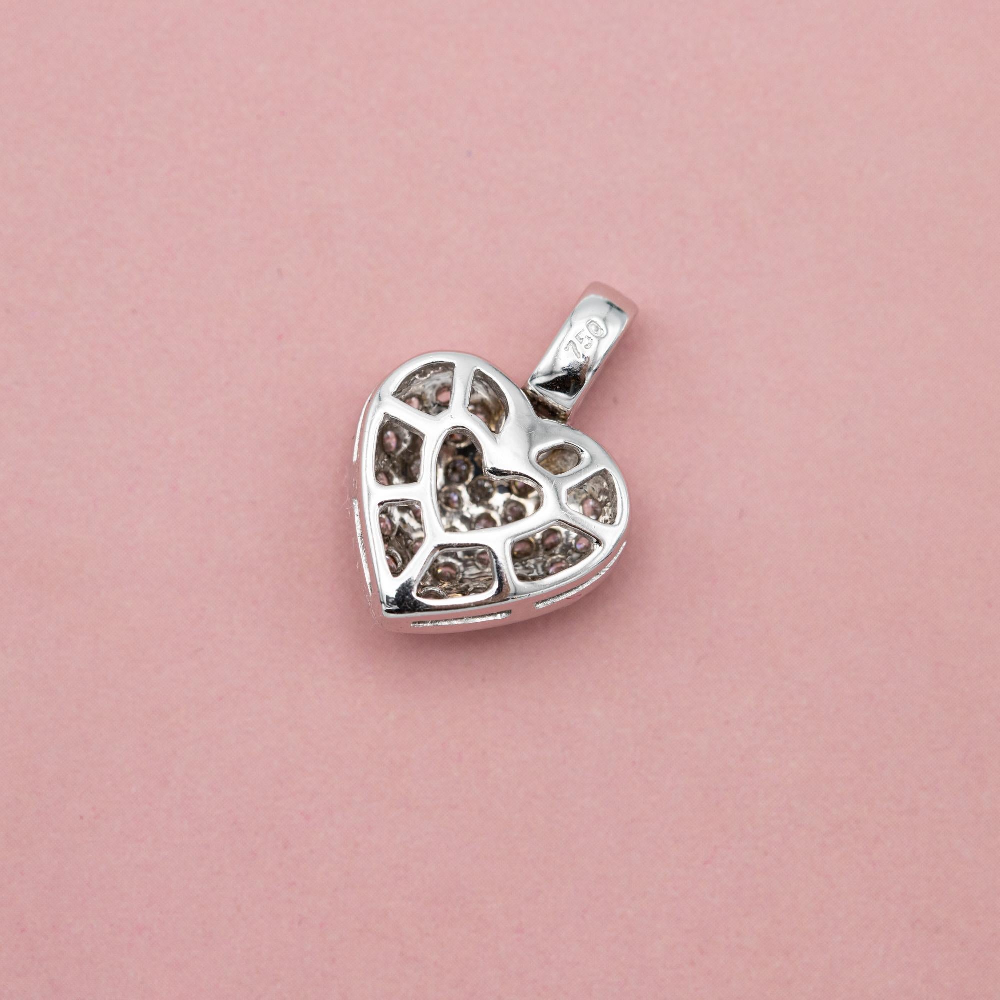 18k gold diamond pendant - Vintage solid gold heart charm - Romantic gift For Sale 1