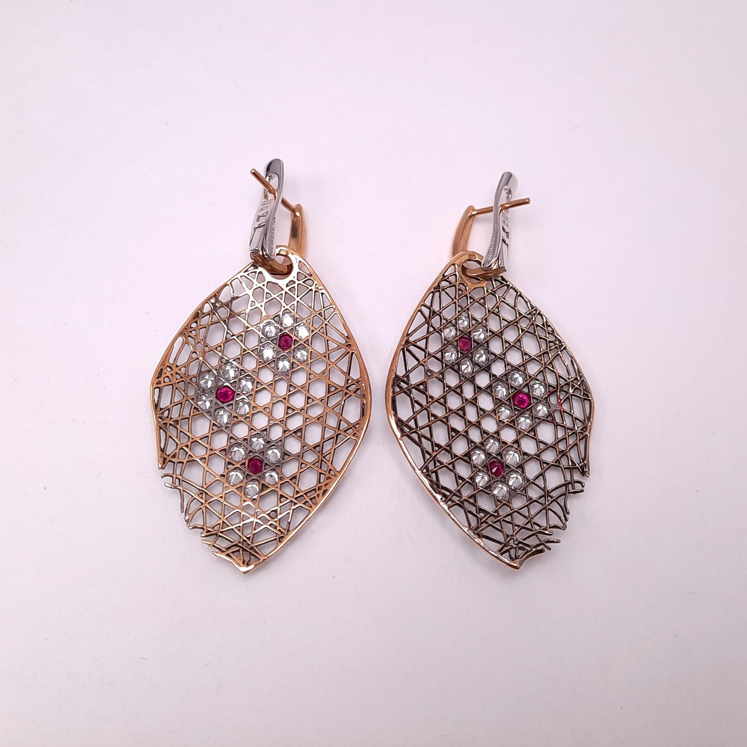 Contemporary 18K Gold Diamond Ruby Dangling Earrings For Sale