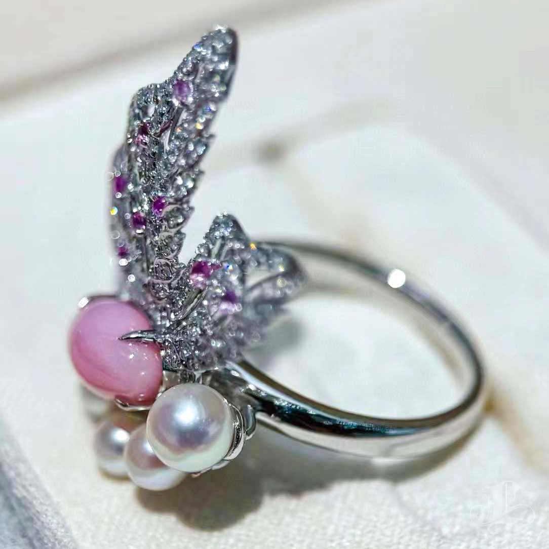 Anello Farfalla con perle di conchiglia con ali d'aurora - 2,18ct in vendita 4