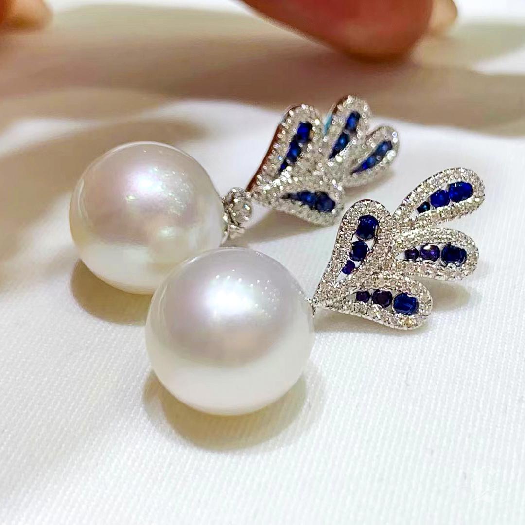 【Vine Symphony】Celestial Plumage South Sea Pearl Sapphire Diamond Earrings For Sale 2