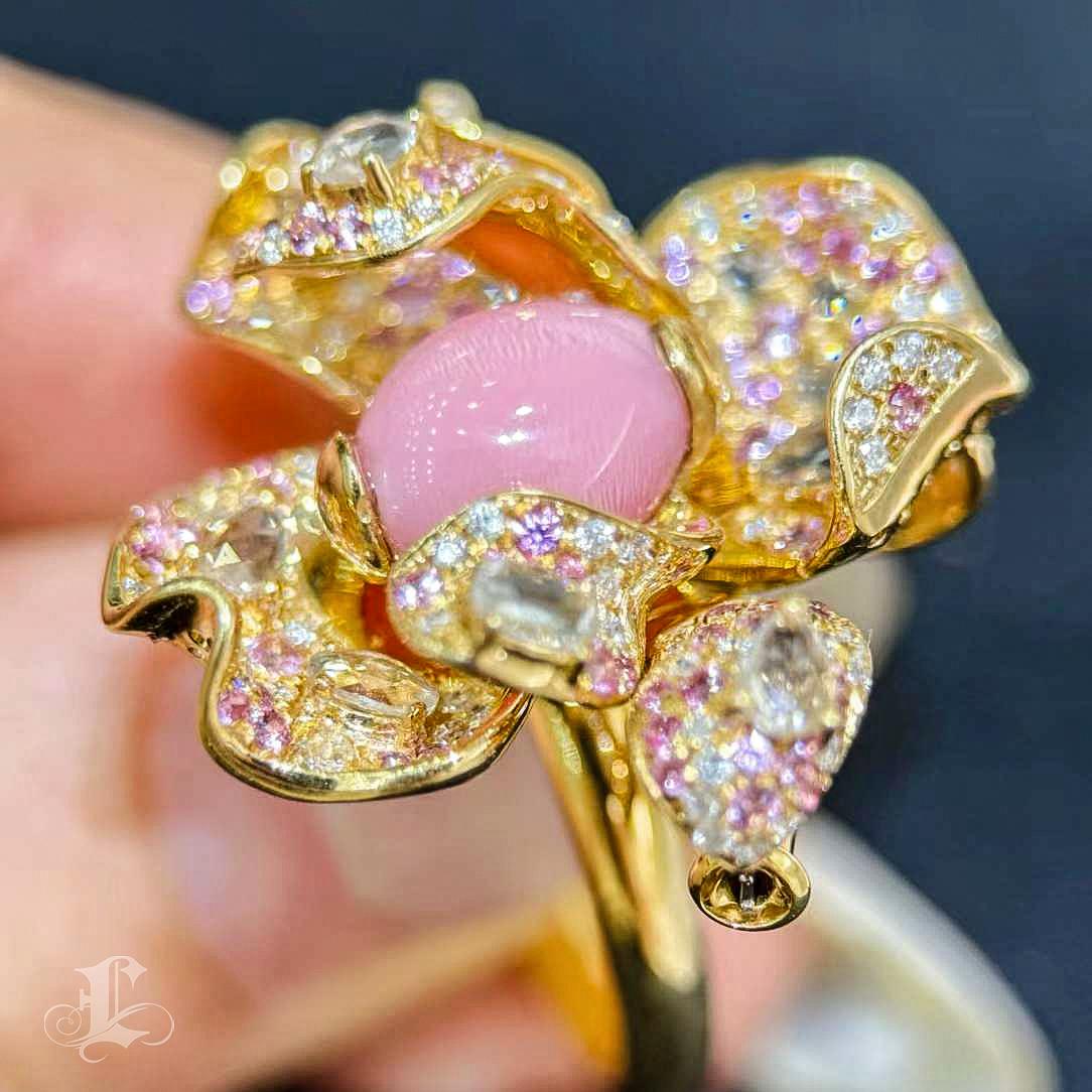【Conchéa】Flaming Bloom Joyería de 3 conchas y zafiros - 3.6ct en venta 5