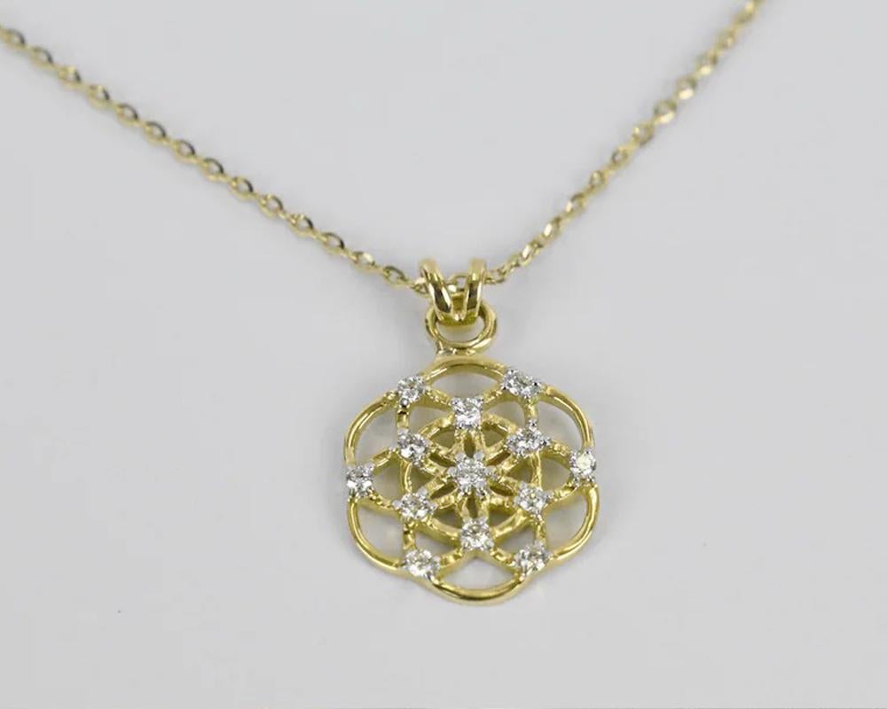 Diamond Seed of Life Necklace in 18k Rose Gold / White Gold / Yellow Gold.

Sacred Seed of Tree Pendent made with 18k gold with accent round cut diamond. The diamond is very high quality and have a clean and bright fiery sparkly. The gold has a