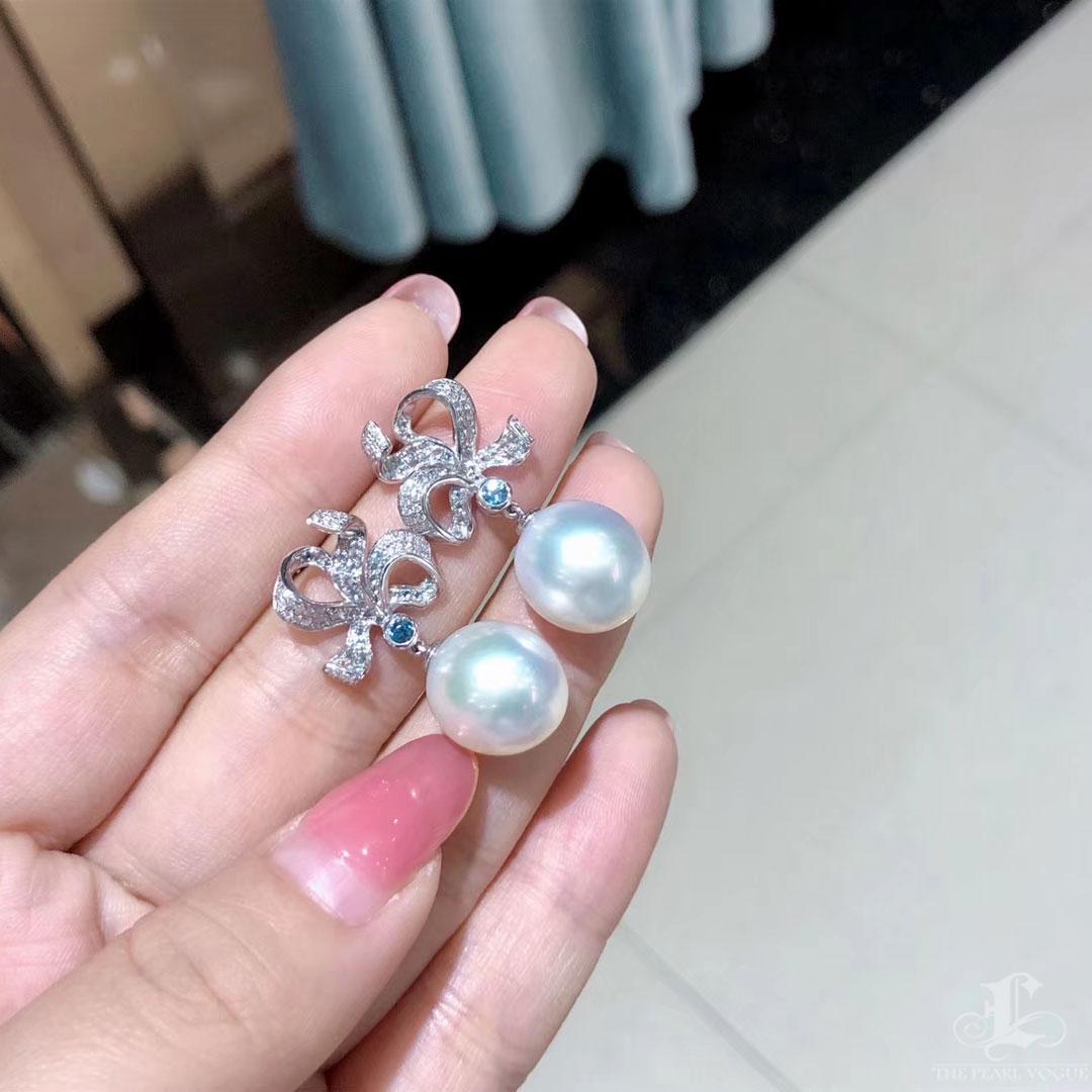 Ribbons in Motion South Sea Pearl & Blue Topaz Diamond Earrings In New Condition In New York, NY